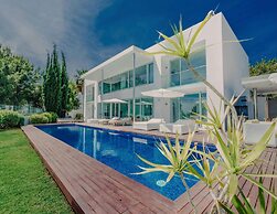 Modern Villa With Indoor Pool