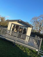 Charming 2-bed Chalet in Tuxford