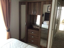 Haven Caravan Sleeps 6 Pet Friendly