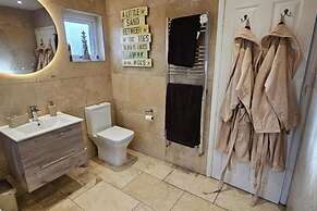 Luxury Seymour House With Spa, Gym & Lake District