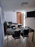 Charming Mexican Retreat in San José de los Olvera