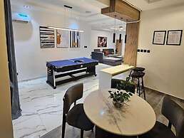 Royal Paradise Apartment