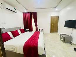 Royal Paradise Apartment