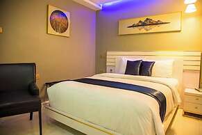 Royal Paradise Apartment