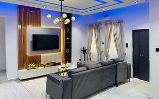 Royal Paradise Apartment