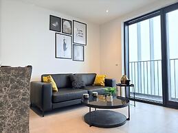 Beautiful 1 bedroom flat w terrace
