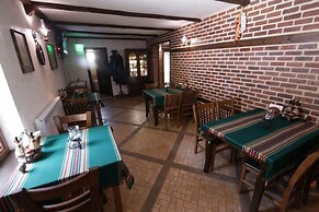 Fox House
