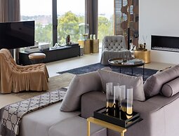 Amazing Villa With Infinity Pool