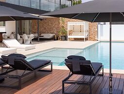 Amazing Villa With Infinity Pool