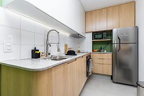 Charlie For You Paraiso