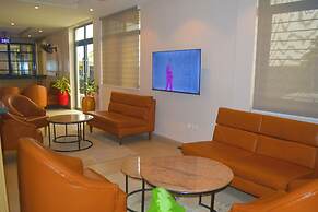 Five Clover Inn Abijo