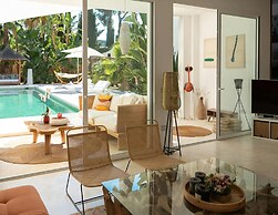 Lavish Villa Near Cala Llonga