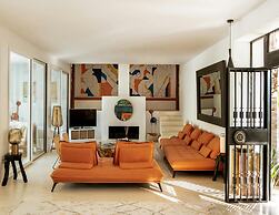 Lavish Villa Near Cala Llonga