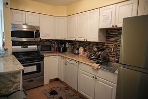 Divine Villa and Resorts- 67 Sherman Ave