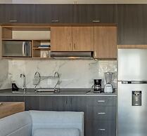 Loft with Pools and Rooftop Sky Bar