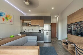 Loft with Pools and Rooftop Sky Bar