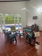 VILLA SARI