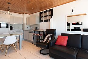 Apartment With Frontal sea View in Ostend