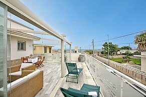 Villa Na' Lu' 2 With Sea View