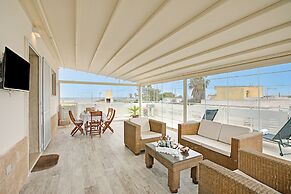 Villa Na' Lu' 2 With Sea View