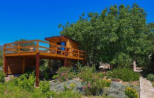 Picturesque Escape Holiday Home With Pool and Sauna