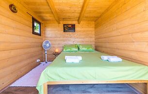 Picturesque Escape Holiday Home With Pool and Sauna