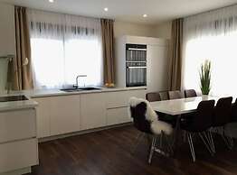 Modern Villa With Private Heated Pool and Lounge Area for a Relaxing S