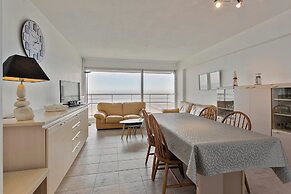 Apartment in Blankenberge With Terrace