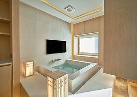 UH Continental CenterPoint