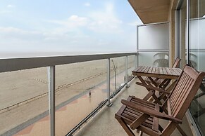 Cosy Apartment in Blankenberge With Terrace
