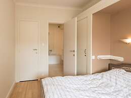 Apartment With Marina View