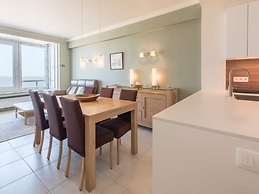 Apartment With Marina View