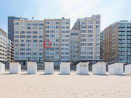 Apartment With Marina View