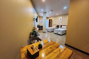 Freddo Studio Apartelle