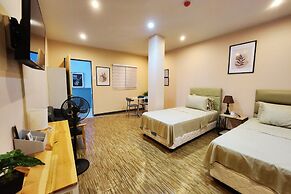 Freddo Studio Apartelle