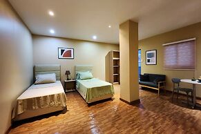 Freddo Studio Apartelle