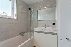 Slipway Apartment In Blankenberge