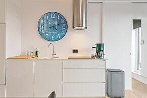 Slipway Apartment In Blankenberge