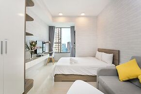 Refined Saigon - Rivergate Apartment