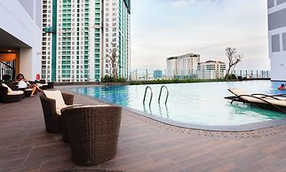Refined Saigon - Rivergate Apartment