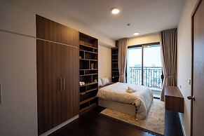 Refined Saigon - Rivergate Apartment