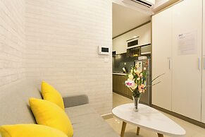 Refined Saigon - Rivergate Apartment