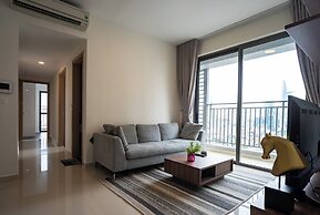 Refined Saigon - Rivergate Apartment