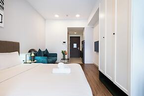 Refined Saigon - Rivergate Apartment