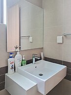 Refined Saigon - Rivergate Apartment