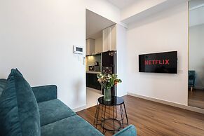 Refined Saigon - Rivergate Apartment