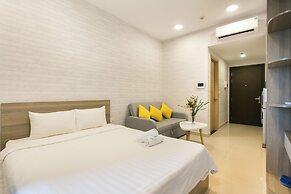 Refined Saigon - Rivergate Apartment