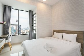 Refined Saigon - Rivergate Apartment
