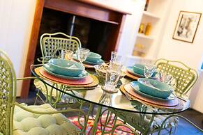 Barometer Cottage in Broughty Ferry