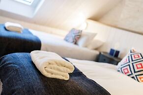 Barometer Cottage in Broughty Ferry